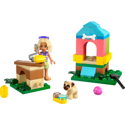 Novas selbstgebaute Hundehütte