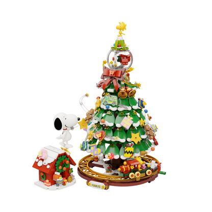 Peanuts™ Snoopy Christmas Tree