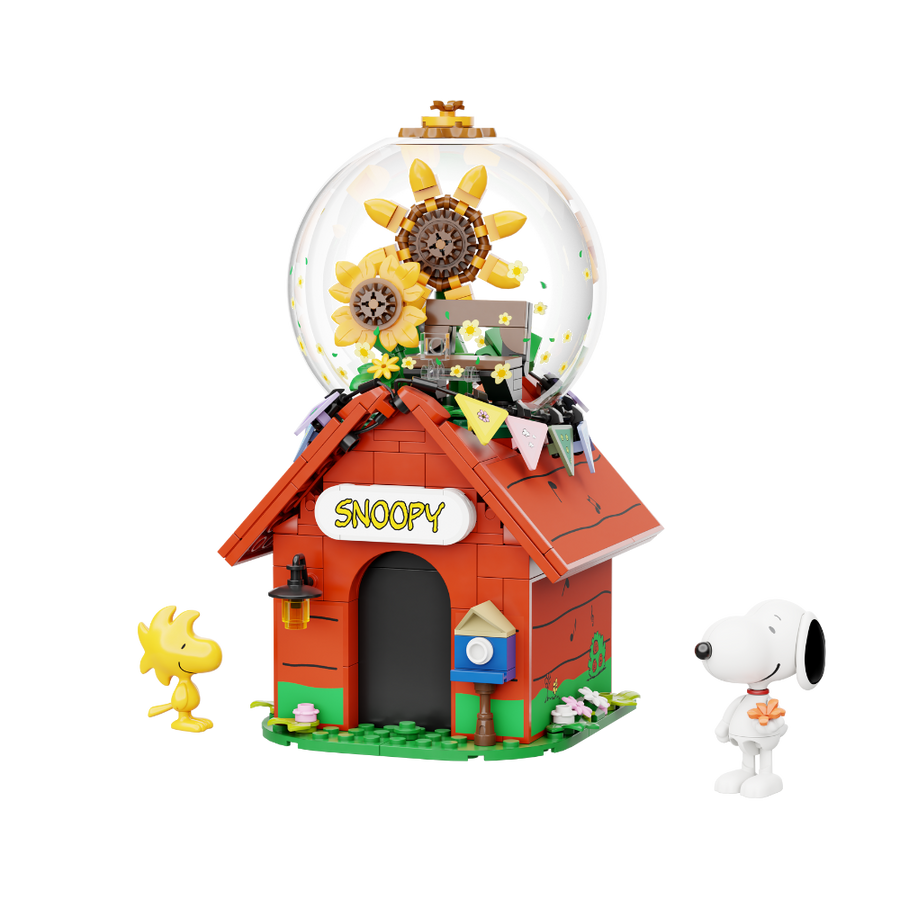 Snoopy Red House