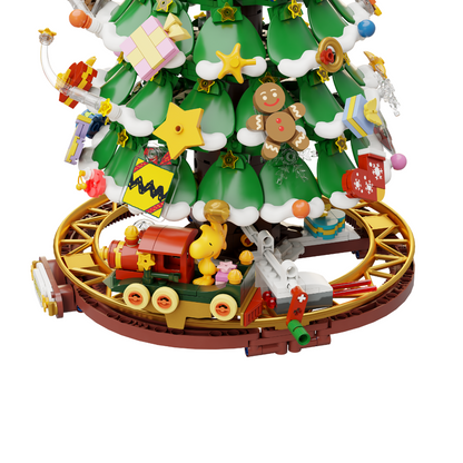 Peanuts™ Snoopy Christmas Tree
