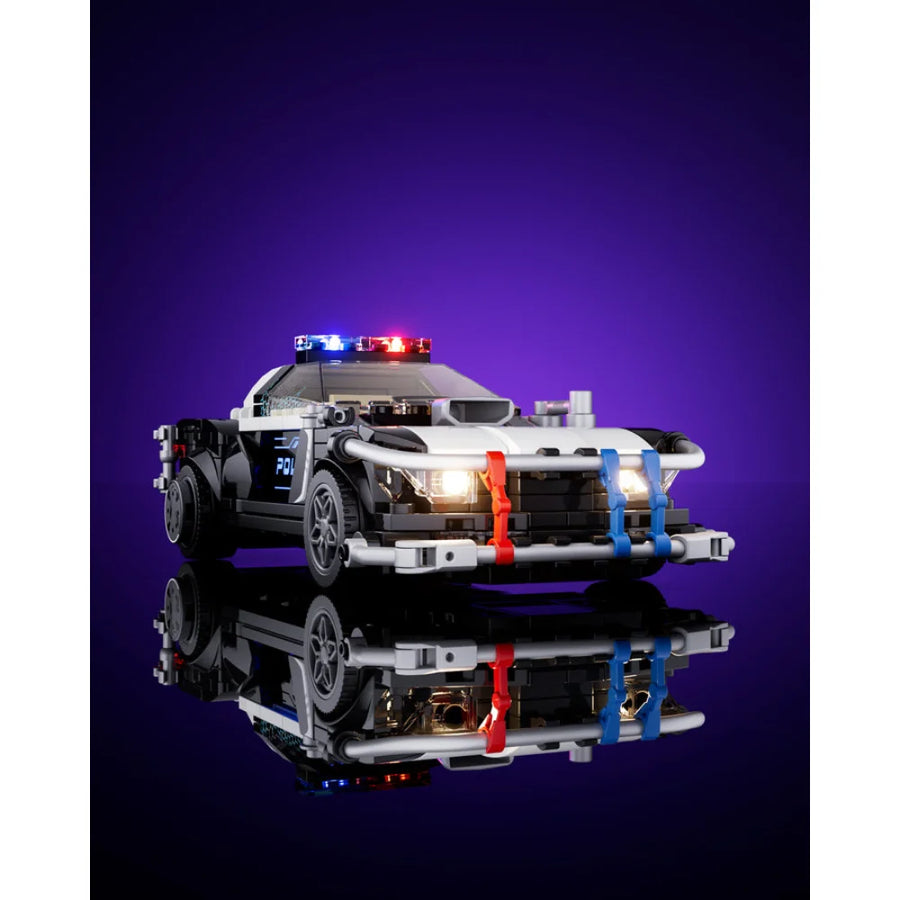 Cyberpunk-Streifenwagen